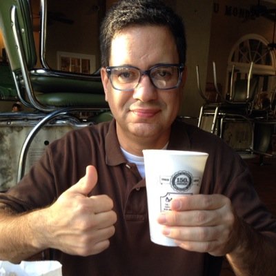 Having a Coffee at Café du Monde in the French Quarter
