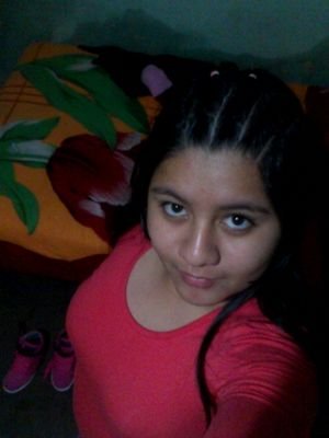 http://t.co/5bP2DNqVql buena, amable y muy alegre también linda d