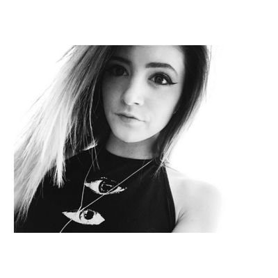 pls follow @fcebookhemmings ☺