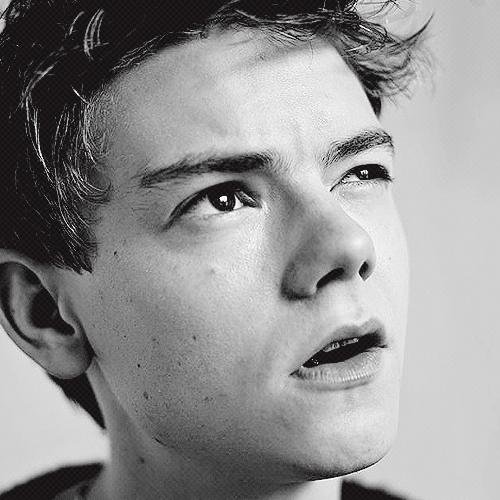 PeculiarSmyles's profile picture. Being a Smyles is hard. [Older version of @CalvinSmylesPN]