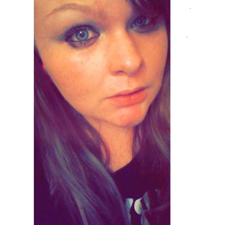 ernichole97's profile picture. 