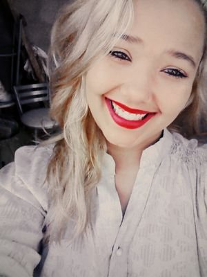 nadyeje's profile picture. Não insista no que não te acrescenta e não te leve pra frente! ✌    -    snap: nadyejerocha