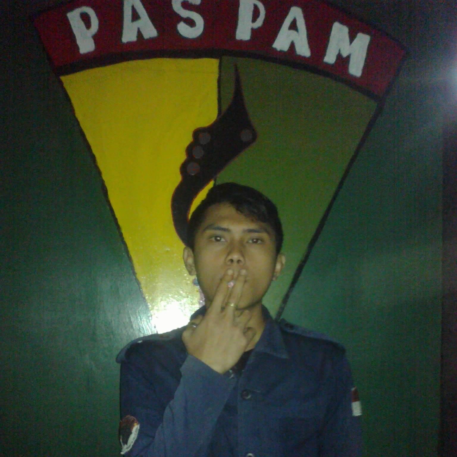 as_danger's profile picture. saat obat gila menyerang
otak normal terasa taknyaman