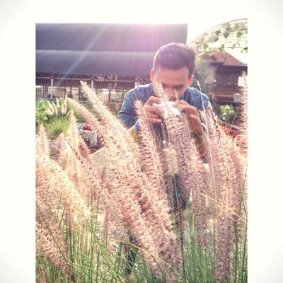 sayyid_sayyid's profile picture. Beside@dewiegunawan