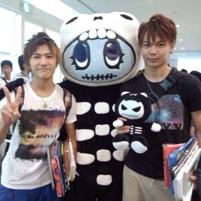 フォロー外してください！