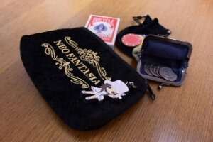 ジャグリング・ユニット・フラトレスで制作してます。
手品・ジャグリング（特にデビルスティック）・みのりん（茅原実里）・カメラ