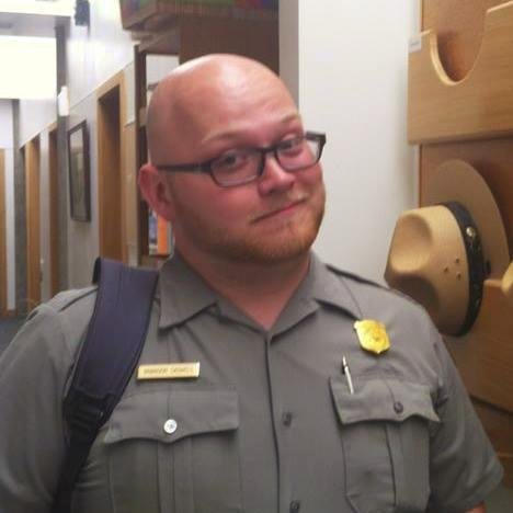 RangerCadwell's profile picture. I get 160 characters to say something about myself, but only 140 to tweet?! That's crap. No one reads the bio.