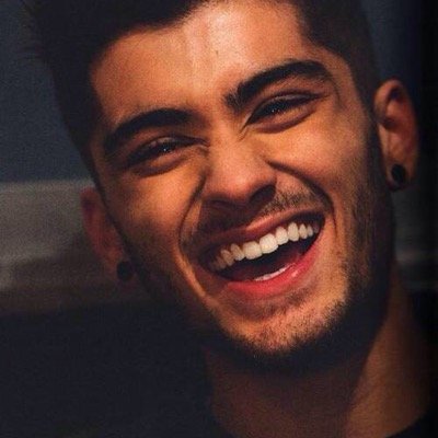please follow my main account @lashofstetters , i will follow you back ;please help me reach my goal of 3k