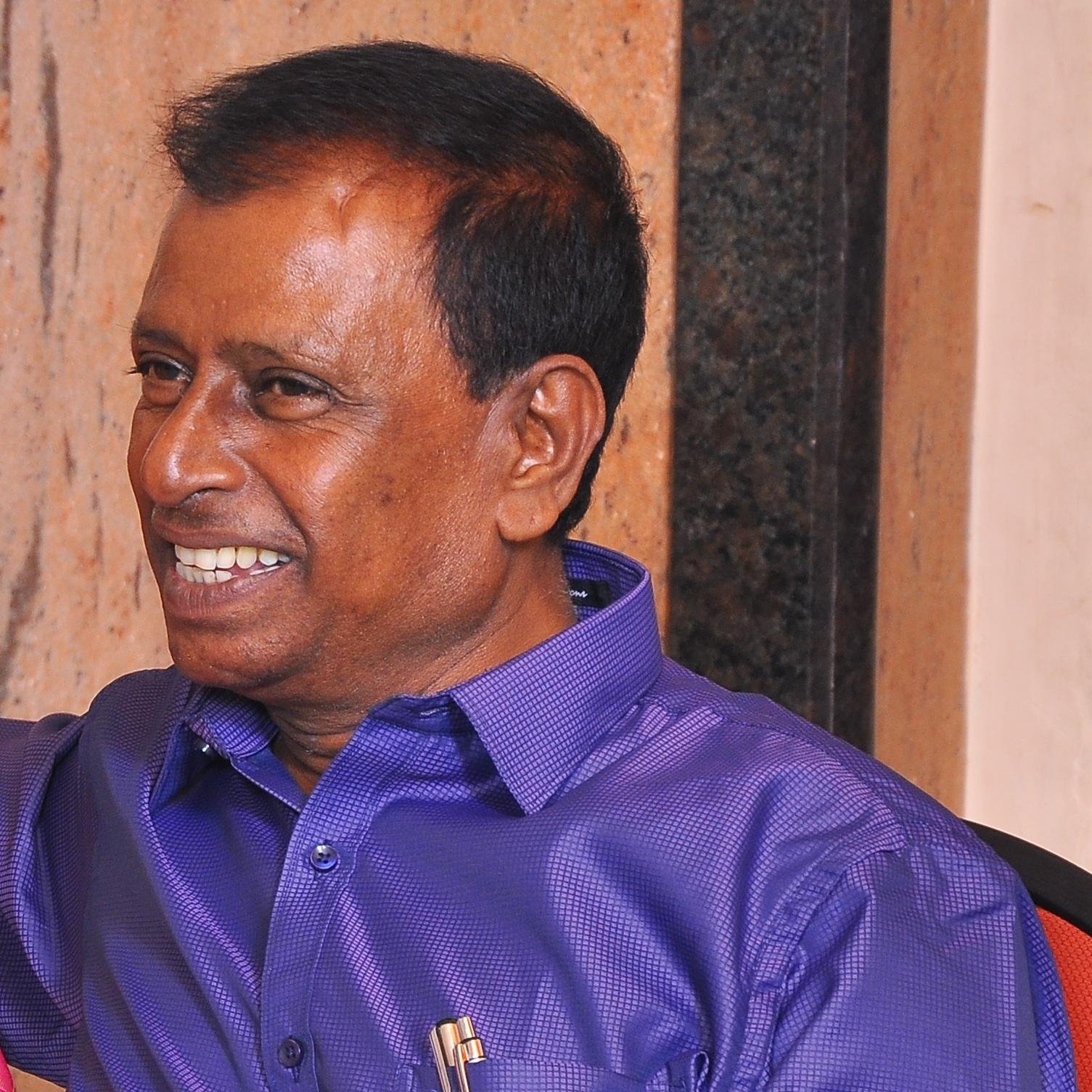 Senior Journalist