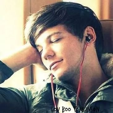 Hi everyone.I'm a Louis Tomlinson girl .Guys plllllz if anyone of you got a following from louis pllllllz tell him to follow me that will mean more than the wor
