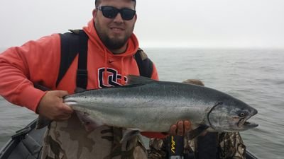 UA local #290 Pipefitter.  Huge Oregon State Beaver and Portland Trailblazer fan.