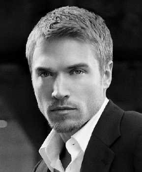 BoamahJustin's profile picture. людей можно разделить только на победителей, которые думают как победить, и на неудачников, которые думают как бы не проиграть