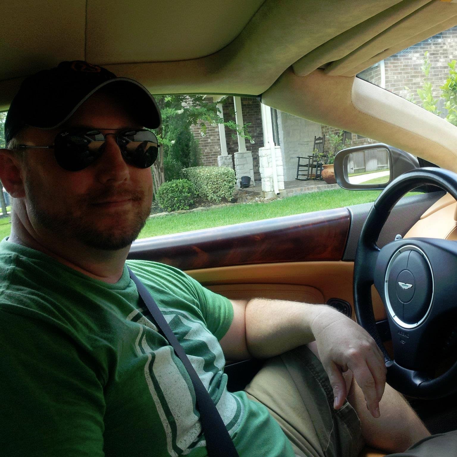Husband, dad, internet security, technology, sports car, & a/v enthusiast. Frustrated musician, friend to a few.