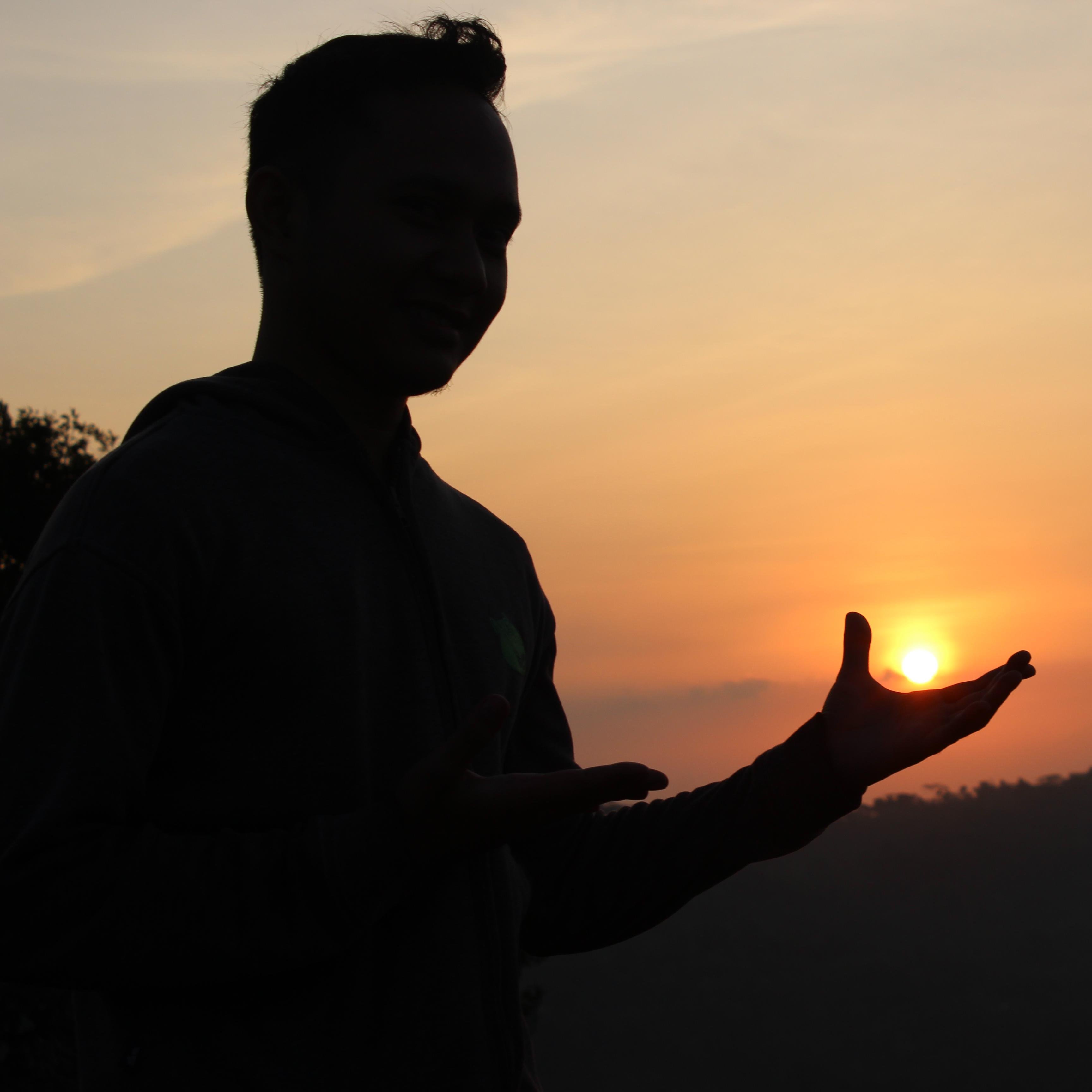 fai17kur's profile picture. 