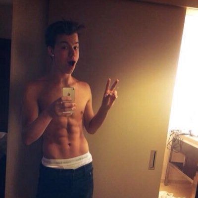 ☆★ HEEEEY, please follow @mattpingu VERY VERY VERY VERY THANKS, thank same ☆★