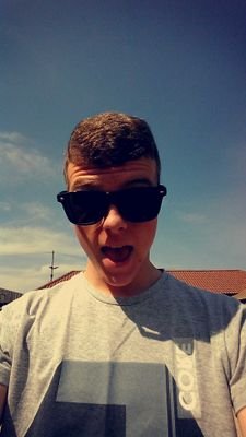 26, Keynsham, England, Geography BA Graduate of Uni of Gloucestershire, Masters Graduate of Uni of Exeter, Transport Planner
