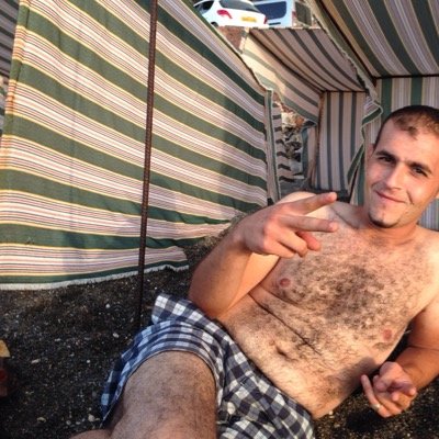 19aSidou's profile picture. Salut l'as amis