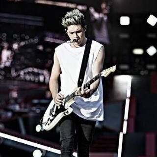 IzzyWizzmills's profile picture. NIALL | Greg | Theo | Maura | Bobby | Do suggs not drugs | caspar