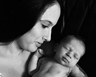 AshleeyRivas's profile picture. Mommy of 2
Kashh Cameron 8.27.14
Kaedence Nevaeh 8.5.16