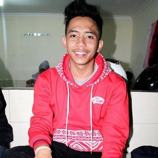 EnjoyNgenjoyAnjoyLegedoyMelendoyAaaaaaaanjolgedang hahahaha