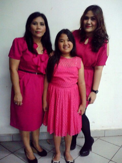 naniwartini68's profile picture. 