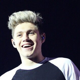 hi lovely it would mean so much if you rted fhe link in my bio, i will rt your link/spam aswell
