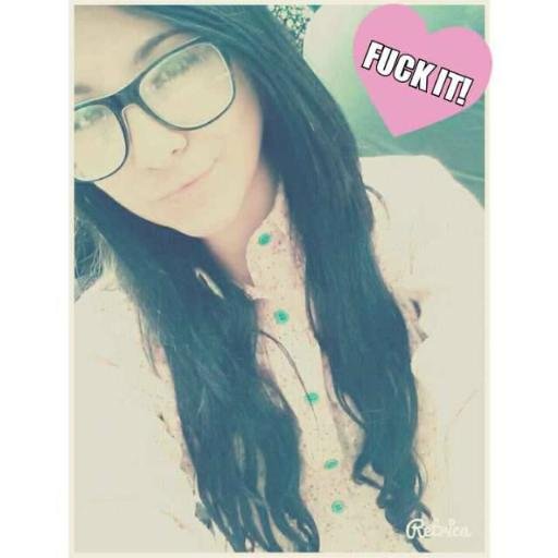 Soy Chouter con C *u* /NeverShoutNever/PierceTheVeil/TheReadySet
Live This life to the fullest \0/ ♥
