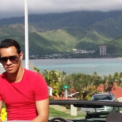 ثلاث حافظ عليها تسعد..
اذا ظهرت عليك نعمة فاحمد الله
واذا ابطأ عنك الرزق فاستغفر الله
واذا اصابتك شدة فأكثر من قول: لاحول ولا قوة الا بالله