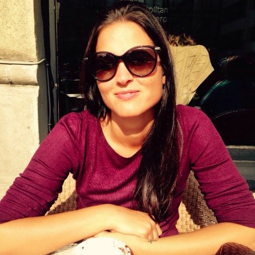 IT recruiter. Love travelling, dancing and networking.