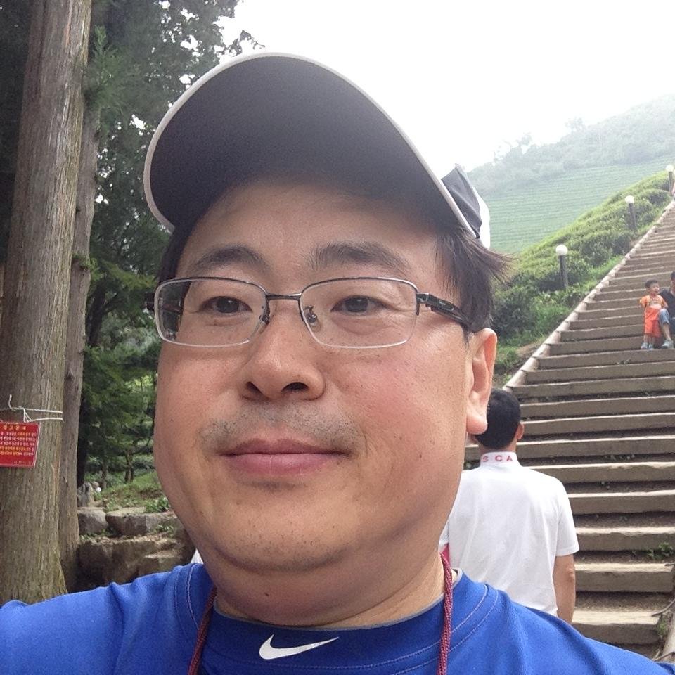 hjh28489997's profile picture. 