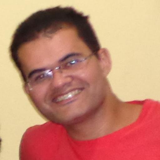 Católico | Cientista da Educação |