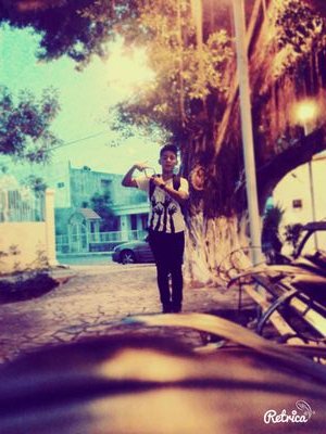 Instagram:@OWERKYNG,Sigueme y te sigo,deja de seguirme y te sigo siguiendoxd.