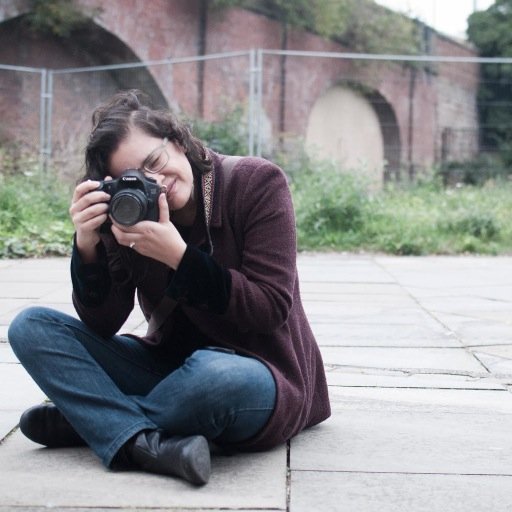 antropolopao's profile picture. Lentes, de procedencia múltiple, intento de antropóloga con aspiraciones a todóloga. Cámara, viaje, comida y recuperando mi gusto por escribir