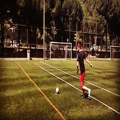 -Jugador del Palestra Atenea(11)
-Madrid, barajas 
-Sangre madridista corre por mis venas
-Todo por un amigo 
-Electro house movement
-DJ en sus primeros pasos.