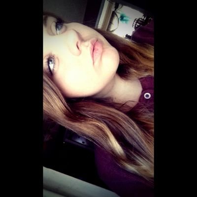 ambermead99's profile picture. 