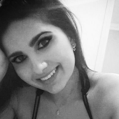 amandaluiza19's profile picture. 'You give a little love and it all comes back to you.' ♥. 'I look above and I know I'll always be blessed with love.!'