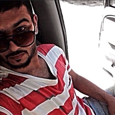 اانيقَ بطريقھهَ ملفتھه @ وخجول : هاادئ اماام االناس ..مزعجَ اامامَ من احبَ ! وخلف االازعااج روتين غريب ♥!☇Follow me & enjoy -