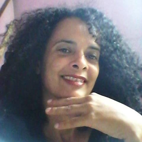 Não procure alguém que vai resolver todos os seus problemas.  Procure alguém que não vai deixar você enfrentá-los sozinho.