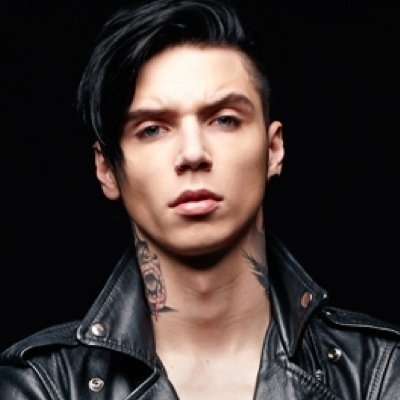 Lead singer/song writer for @BlackVeilBirdes. #BlackVeilBridesIV OUT NOW Instagram: @andybvb