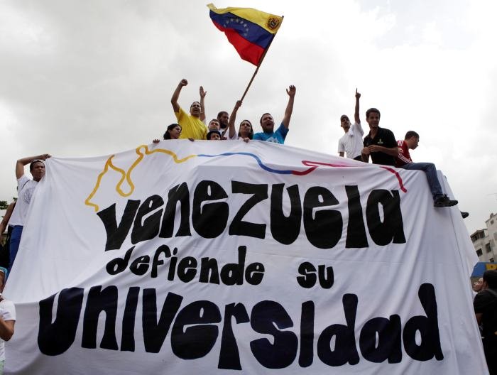 madre orgullosa de un par de gemelos quiero acabar con esta tiriania!!!