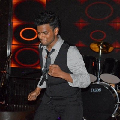 A Doctor in making. Dance and Photography is how i live :) all i dream is to capture a moment