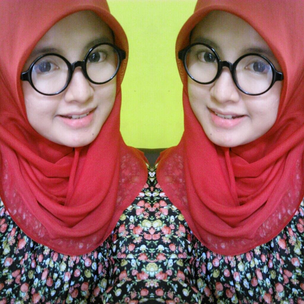 му ηαмє ѕιℓνι кнσєяυηηιѕα :) ι'м ησт ρєяƒєςт :) ♥ му đєαя ( ˘ з˘ ) ι đση'т ςαяє ωнαт đσ уσυ ѕαу ƒσя мє, тнιѕ ιѕ му ѕєℓƒ ησт уσυ :) мєηтιση ƒσя ƒσℓℓвαςк :)