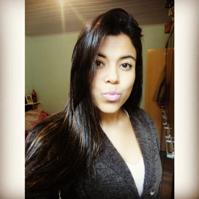 Instagram: @_talicaruzo