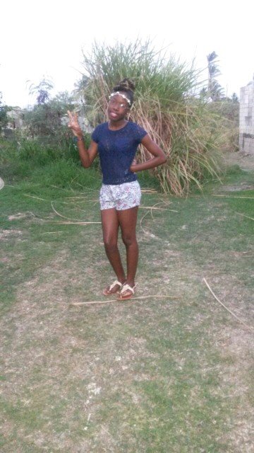 Bio??? no need for one just follow and i'll follow back