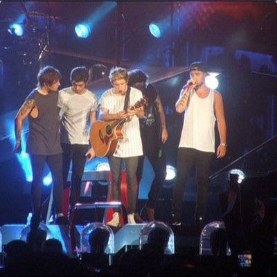 Directioner Fanpage❤️ Yeah, our username is cheesy...but maybe Harry would find it funny lol :) *Owners: Rachel & Casey! WWANashville 8/19/14. OTRA 07.31.15❤️❤️