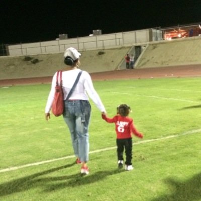 manii_young's profile picture. 