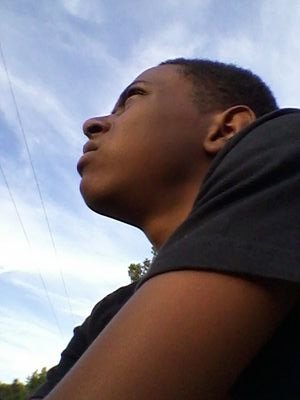 @ke.vinci Go follow                                                                                      kik me too @lmao.kelijah.