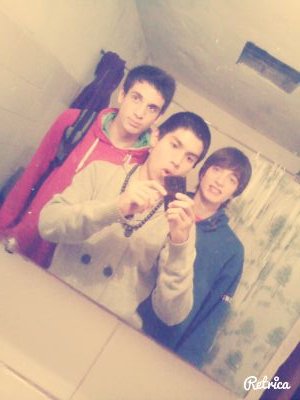 Con solo Amigos que compartan mis Mejores Momentos soy mas que FELIZ!!