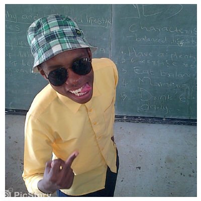 4 things that keeps me going •fashion •ed'edd &eddy•money •Deep house.