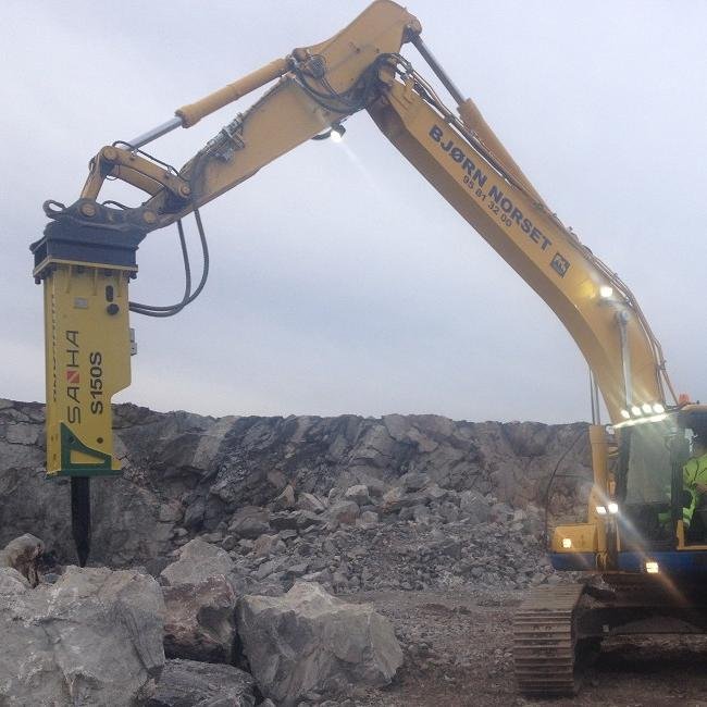 Manger of the SANHA hydraulic hammer, in Shanghai China.SANHA hydraulic hammer as the top brand in China,cooperate with many excavator distributor.